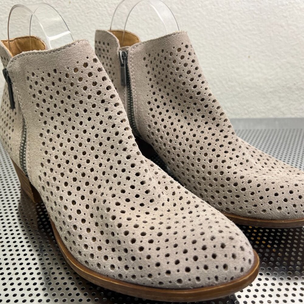 Lucky Brand Bayley Perforated Suede Ankle Bootie  Boot Taupe Side Zip Women 8.5